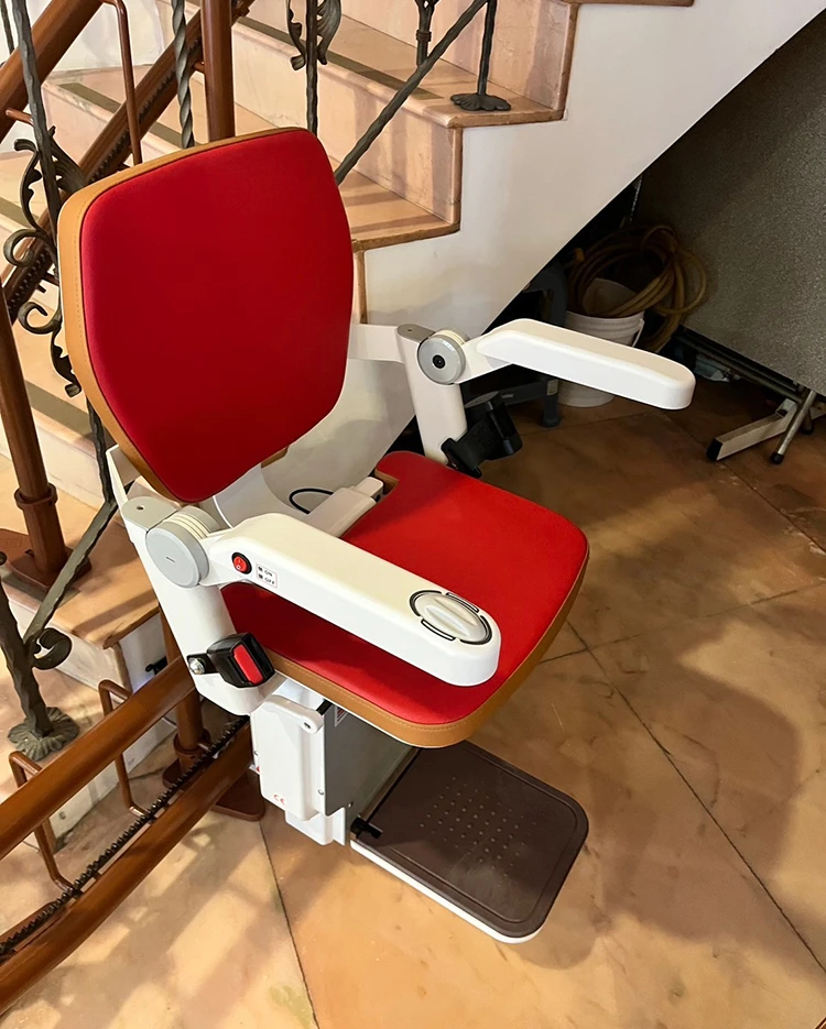 Arc-staircase-Curved-red-1Fto2F (6)